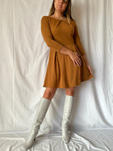 Lade das Bild in den Galerie-Viewer, Vestido malha vintage
