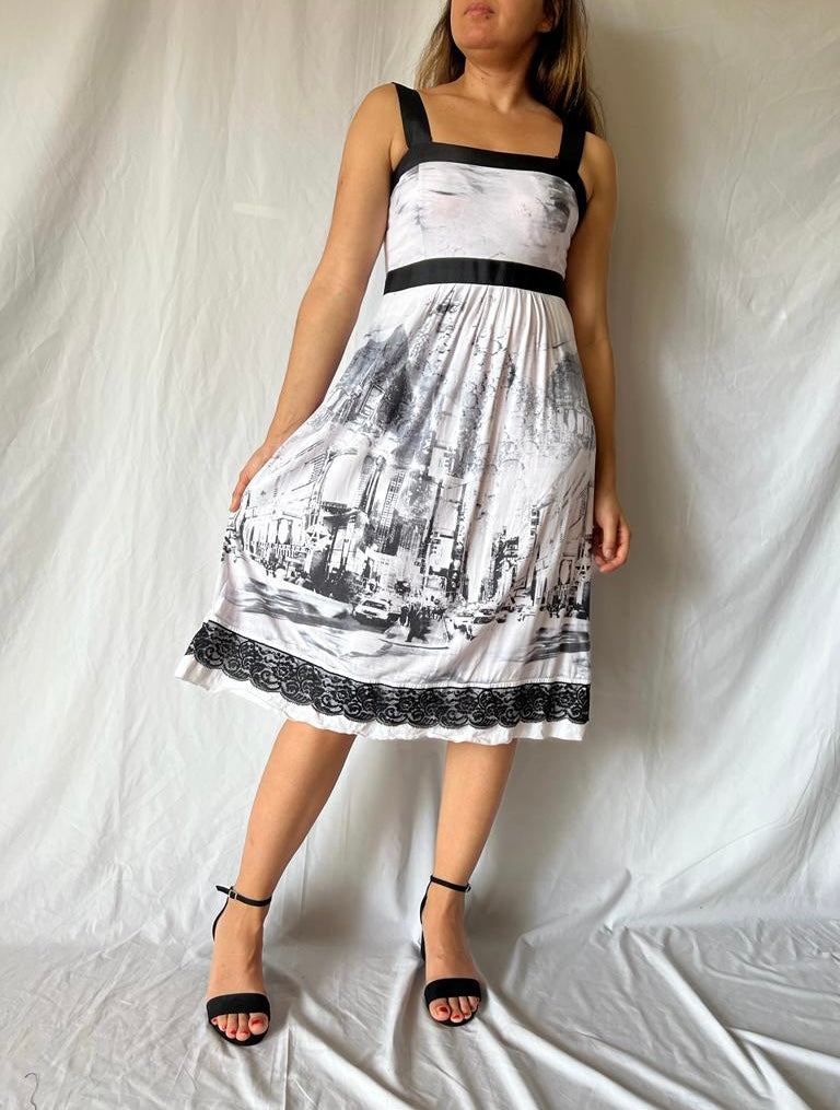 Vestido midi com estampado